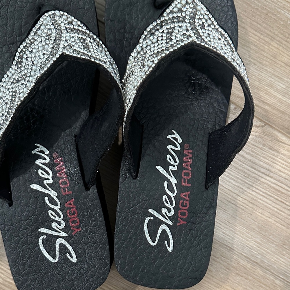 Skechers Black Sandals with rhinestones - Picture 3 of 5